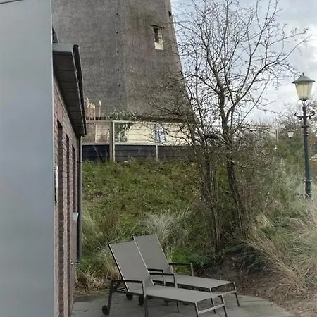 Duinhuis Egmond Nr 14 *