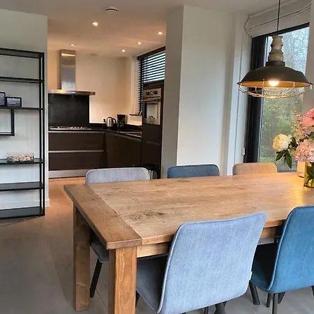 Duinhuis Egmond Nr 14 에그몬단덴 후에프